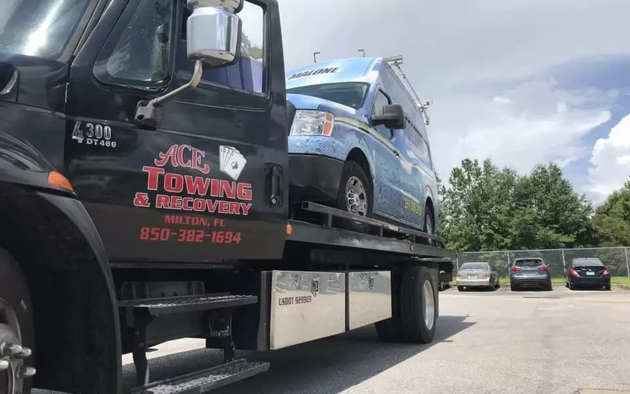 Photos | Ace Towing &Amp; Recovery